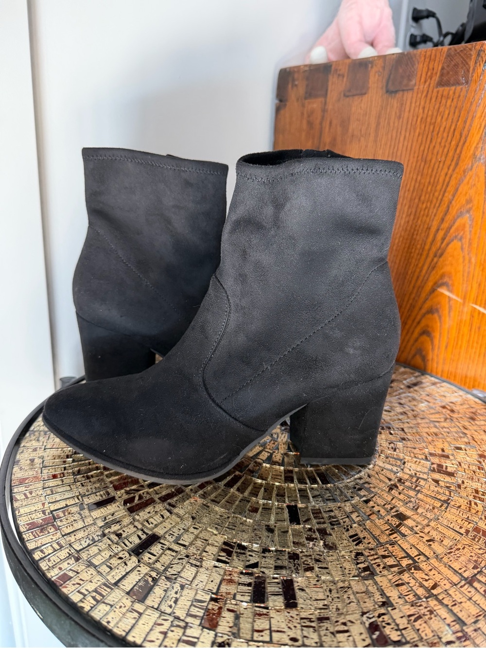 Michael by Micheal Shannon Women's Black Suede Ankle Boots - Size 8